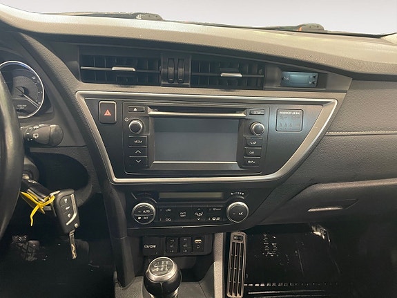 Toyota Auris 11 of 20