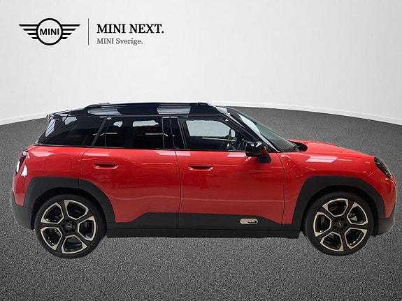 MINI Aceman SE 2 of 15