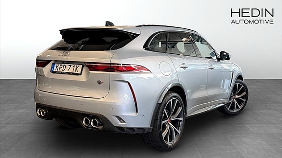Jaguar F-PACE 2 of 16