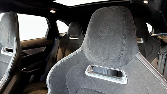 Jaguar F-PACE 15 of 16
