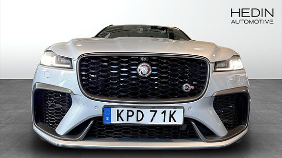 Jaguar F-PACE 16 of 16
