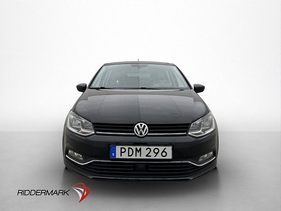 Volkswagen Polo 2 of 5