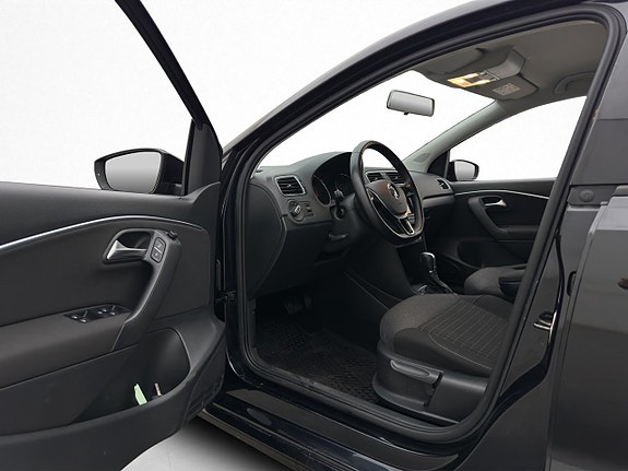 Volkswagen Polo 8 of 24