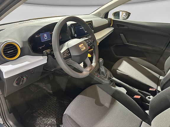 Seat Ibiza 4 of 15