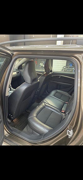 Volvo V70 9 of 11
