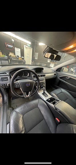 Volvo V70 11 of 11