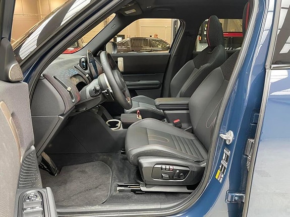 MINI Countryman SE 6 of 15