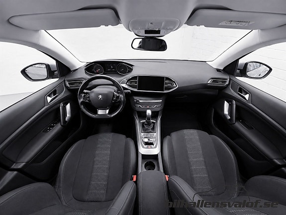 Peugeot 308 SW 4 of 5