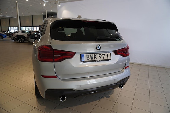 BMW X3 5 of 11
