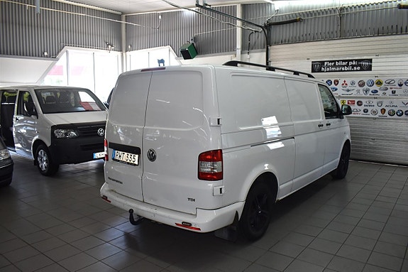 Volkswagen Transporter 2 of 5