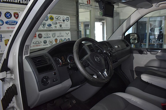Volkswagen Transporter 4 of 5