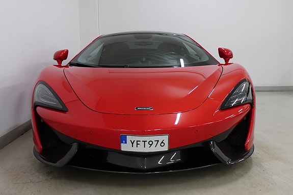 McLaren 570GT 3 of 5