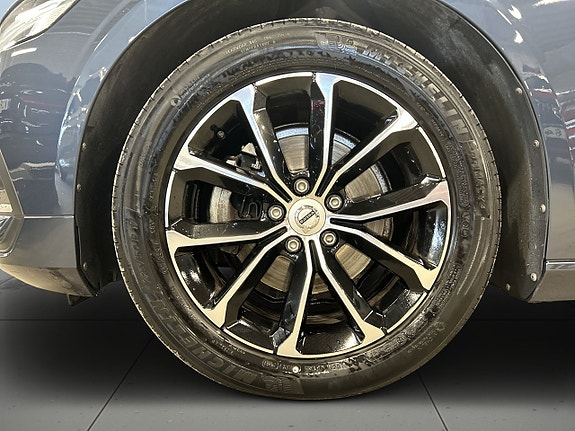 Volvo V60 14 of 25