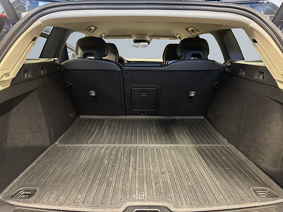 Volvo V60 12 of 25