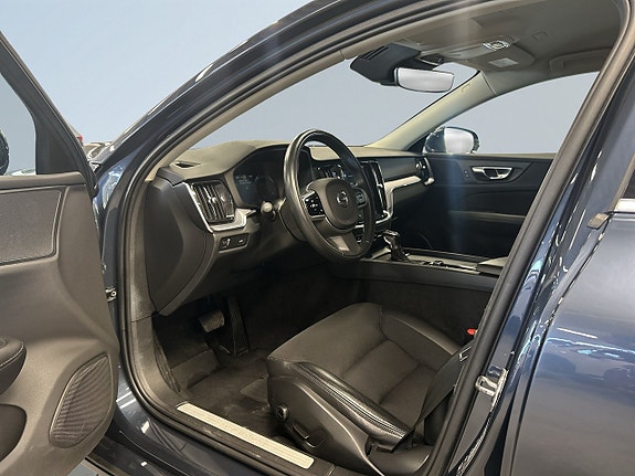 Volvo V60 7 of 25