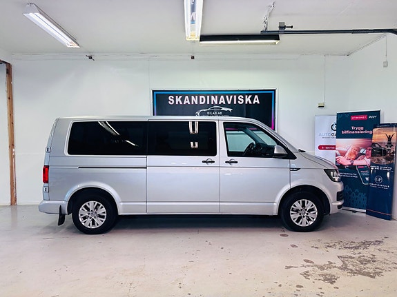 Volkswagen Caravelle 5 of 14