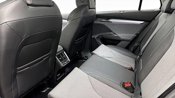 Skoda Enyaq 11 of 21