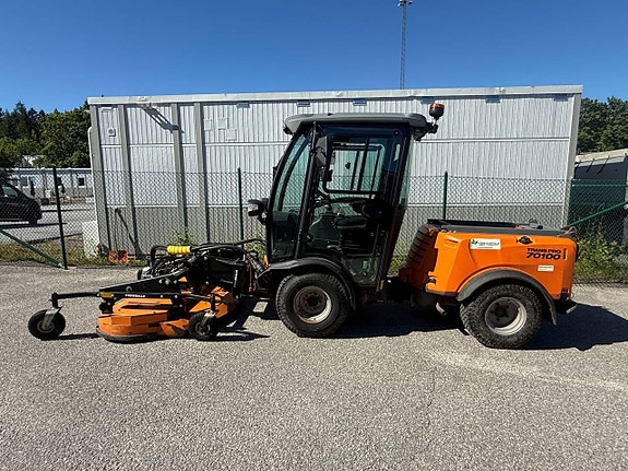 Belos Trans Pro 70100 med många redskap och låga timmar