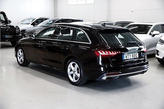 Audi A4 4 of 5