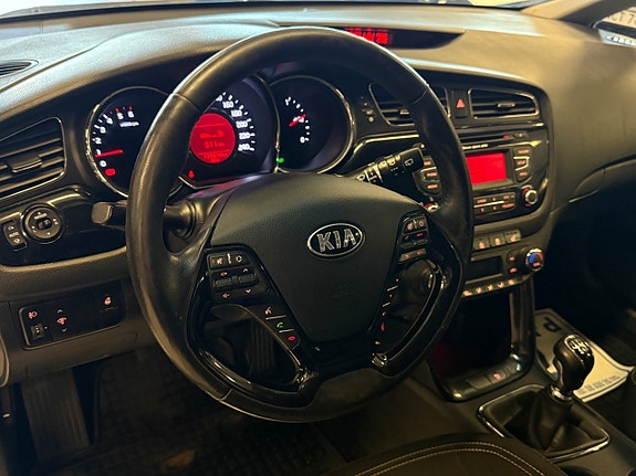 Kia Ceed 15 of 22