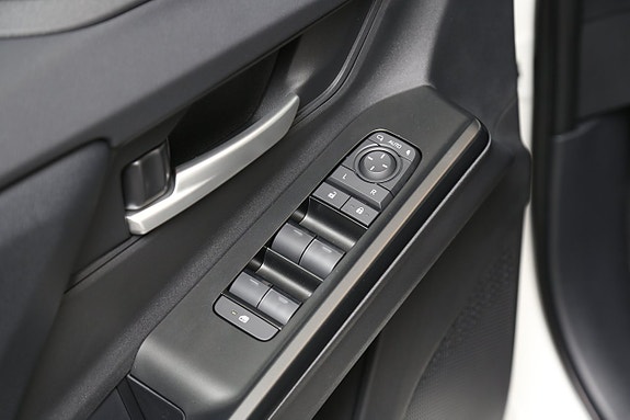 Subaru E-Outback 18 of 26