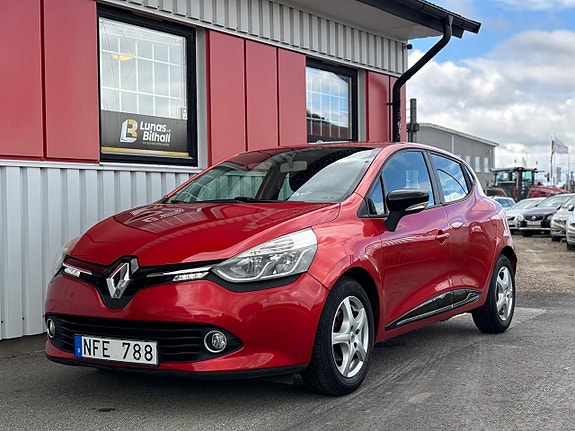 Renault Clio 2 of 5