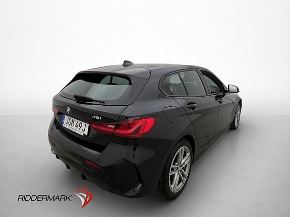 BMW 118i 8 of 30