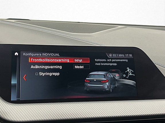BMW 118i 18 of 30