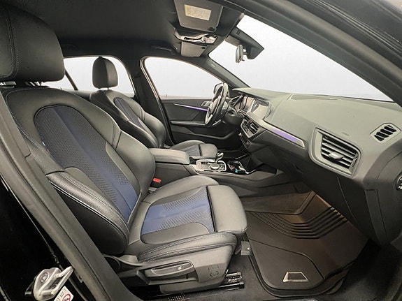 BMW 118i 13 of 30