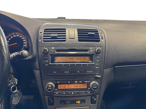 Toyota Avensis 13 of 14