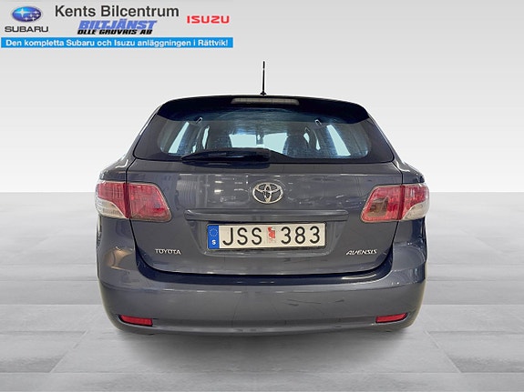 Toyota Avensis 6 of 14