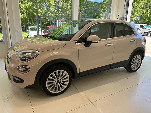 Fiat 500X 2 of 5
