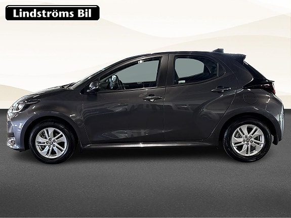 Toyota Yaris 6 of 18