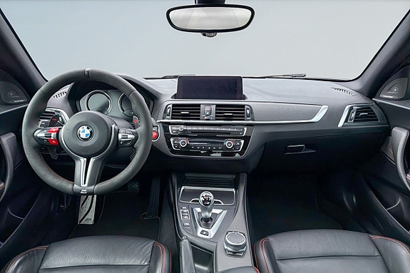 BMW M2 13 of 17