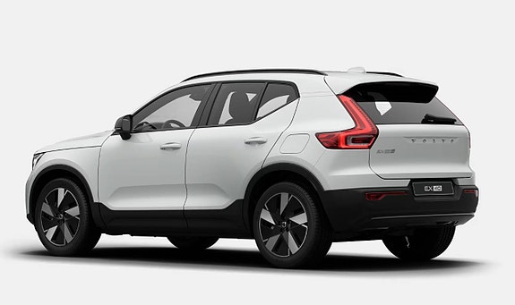 Volvo EX40 3 of 5