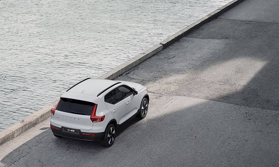 Volvo EX40 5 of 5