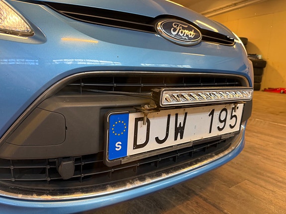 Ford Fiesta 11 of 15