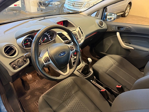 Ford Fiesta 5 of 15