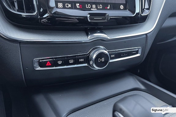 Volvo XC60 28 of 30