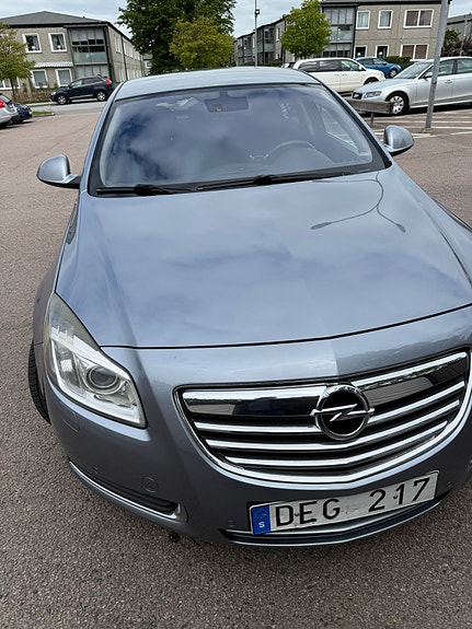 Opel Insignia 3 of 5