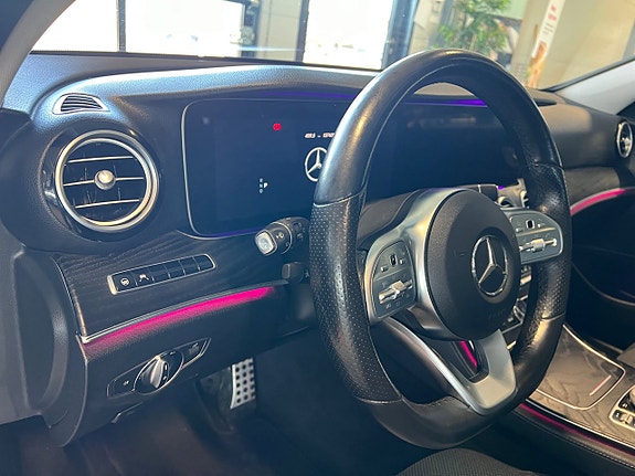Mercedes-Benz E200 17 of 21