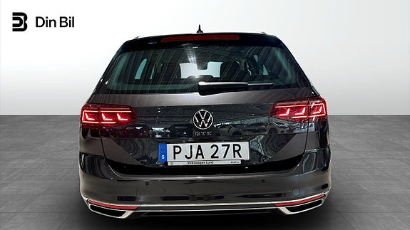 Volkswagen Passat 5 of 5