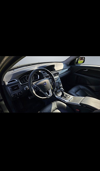 Volvo XC70 3 of 5