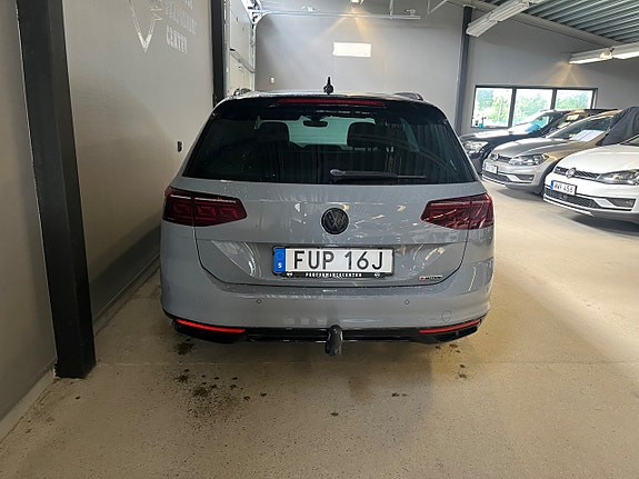 Volkswagen Passat 4 of 5