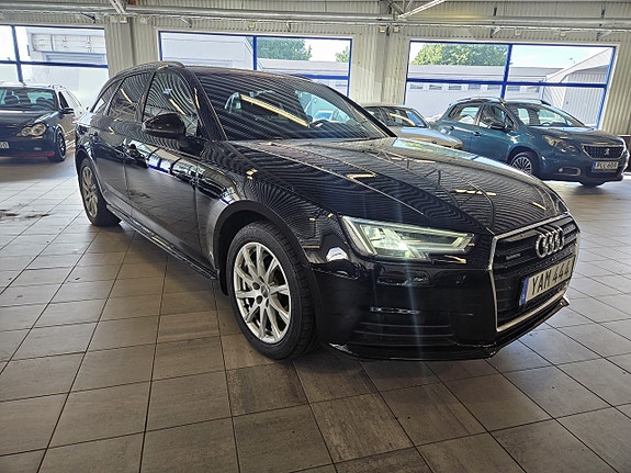 Audi A4 4 of 5