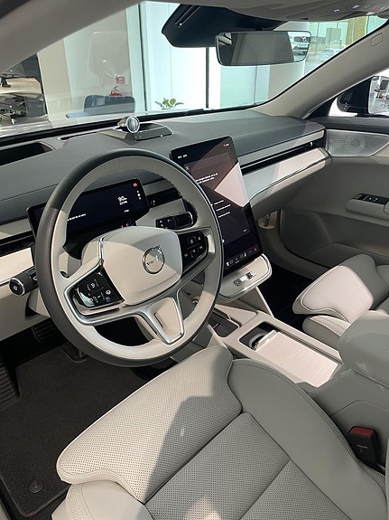 Volvo ES90 10 of 14