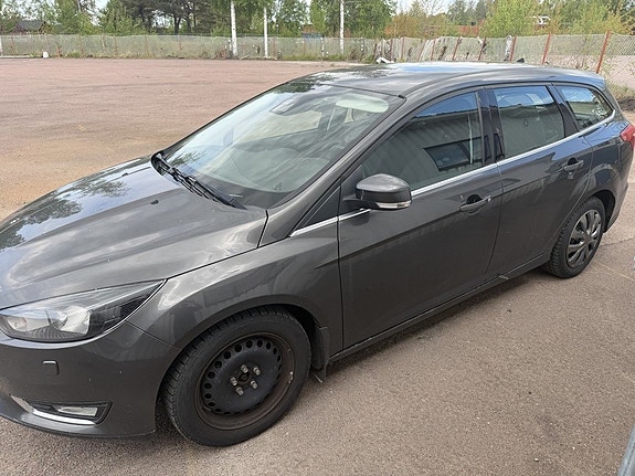 Ford Focus 3 of 5
