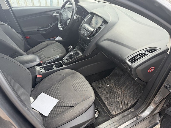 Ford Focus 8 of 11