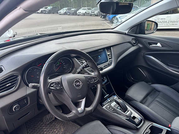 Opel Grandland X 10 of 27