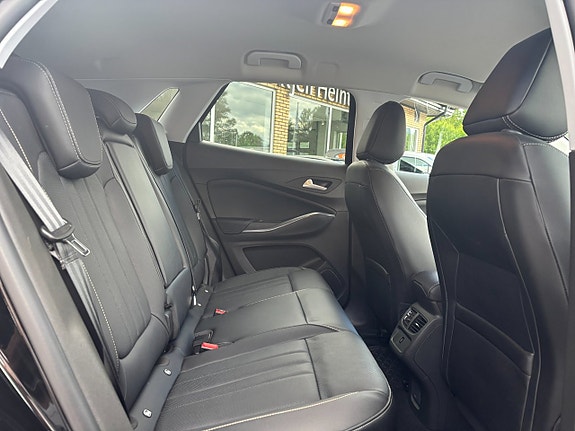 Opel Grandland X 25 of 27
